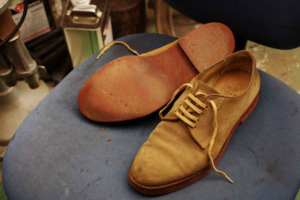 福島県　S様　hashPuppy　ハッシュパピー　紳士革靴　オールソール修理　煉瓦色ソールのサムネイル