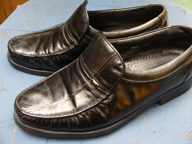 紳士革靴　甲ゴム交換　縫い加工のサムネイル