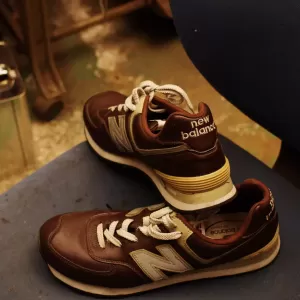 千葉県　M様　New Balance　ニューバランス＃576　ヒールカップ交換　本革　八方ミシン　加水分解のサムネイル