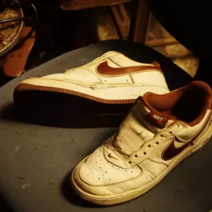 神奈川県 K様ご依頼　ナイキエアフォースワン　NIKE　Air Force1　ソール縫直し　オパンケ縫いのサムネイル